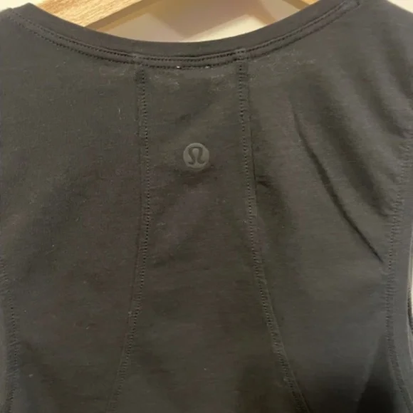 LULULEMON RUN ON TANK TOP * PIMA - Picture 6 of 6